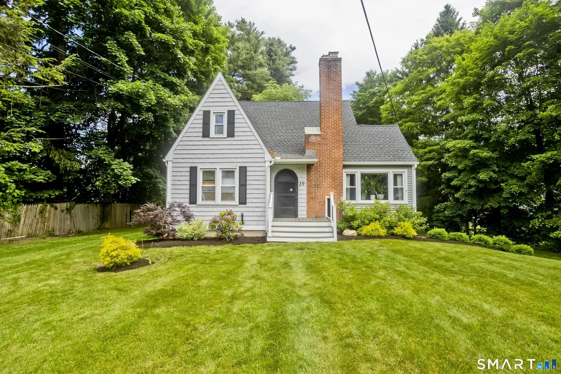 Photo of 39 Highland Avenue