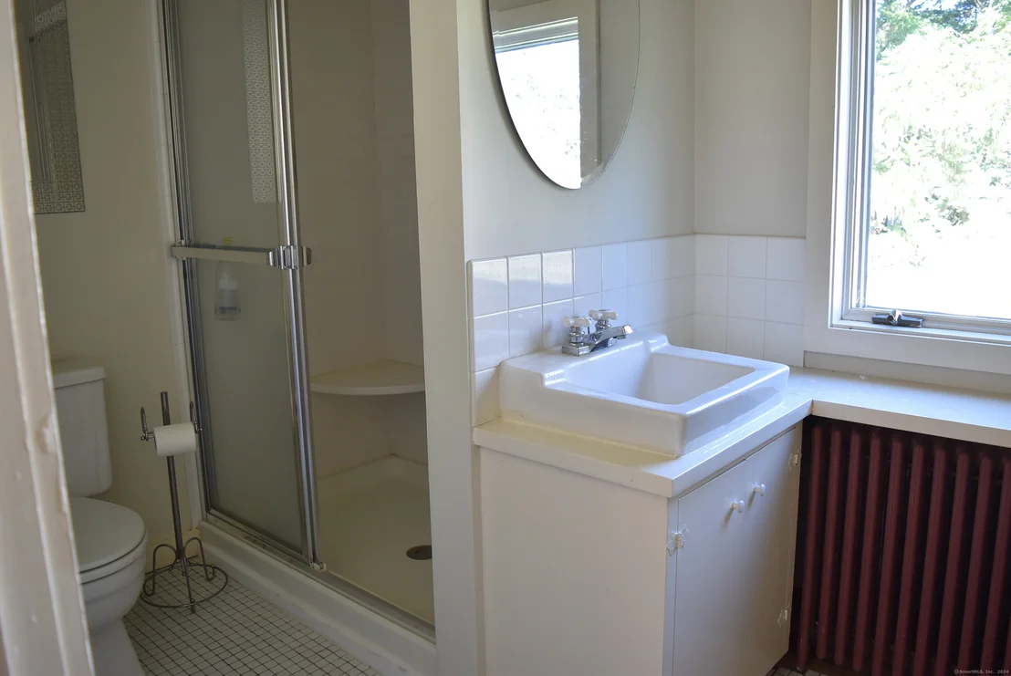 Photo of 42 Pequot Trail