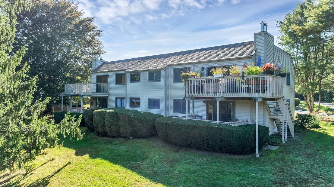 Photo of Unit APT7B at 91 Riverview Road