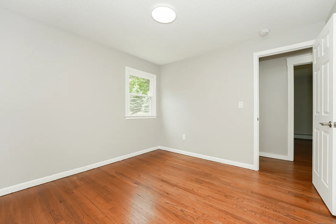 Photo of 144 Roxbury Road