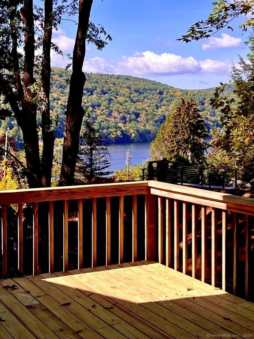 Photo of 7 Ridge Road