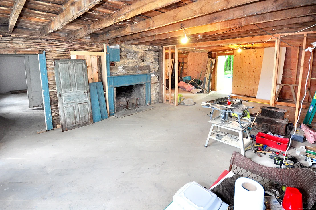 Photo of 30 Chestnut Hill Road