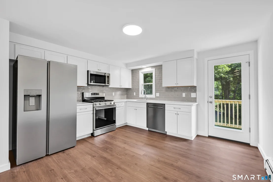Photo of 93 Cookes Ridge