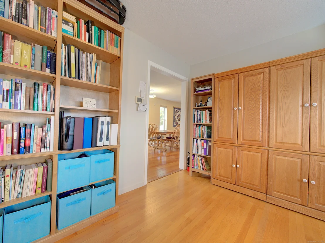 Photo of 115 Spring Wood Lane