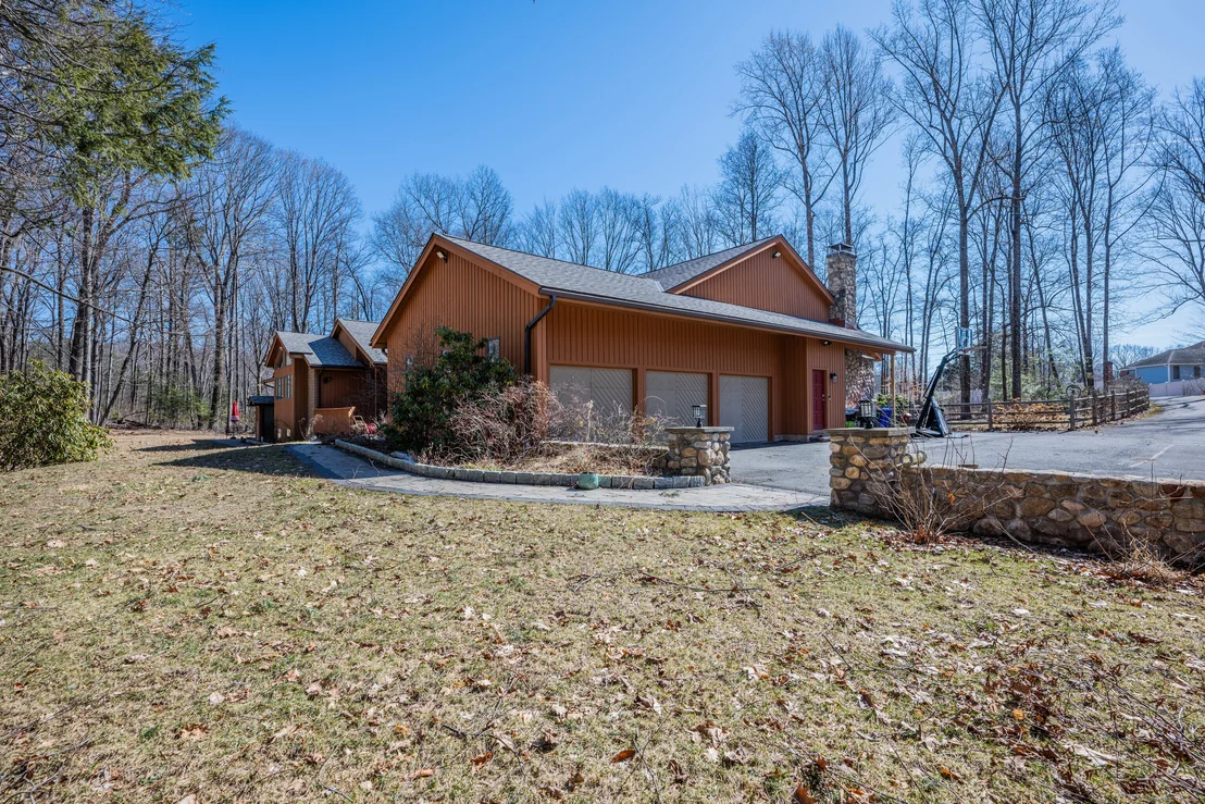 Photo of 349 Star Drive