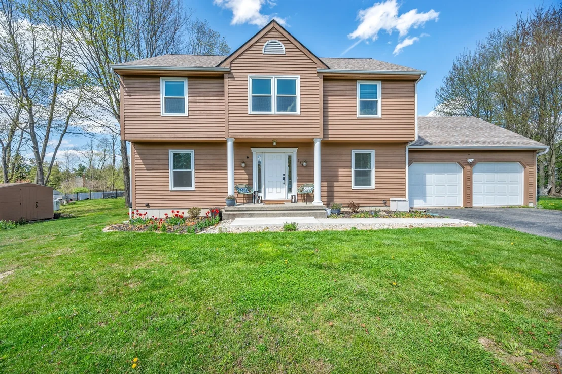 Photo of 333 Upper Valley Road