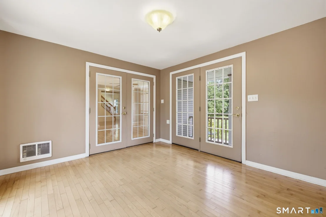 Photo of 856 Dunn Road