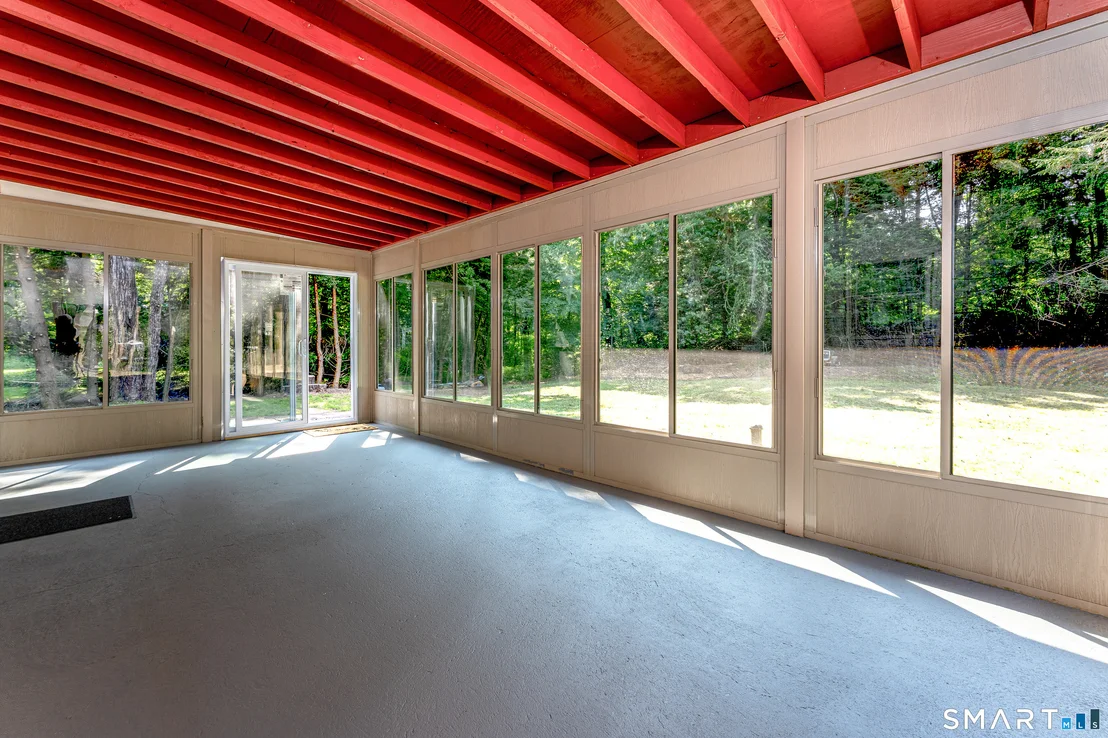 Photo of 48 Manor Lane