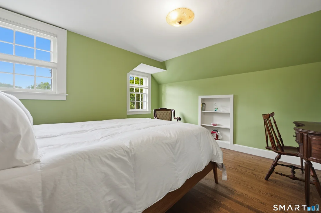 Photo of 95 Hemlock Road