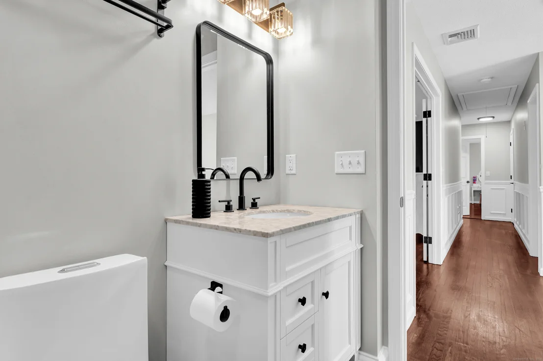 Photo of 41 Windermere Ridge Drive