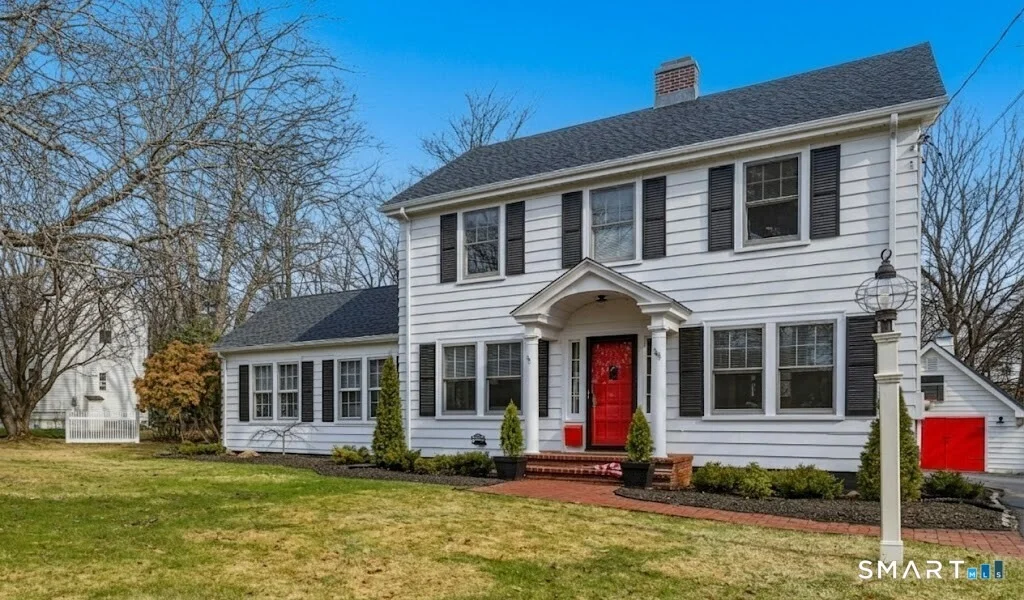 Photo of 365 Maple Avenue