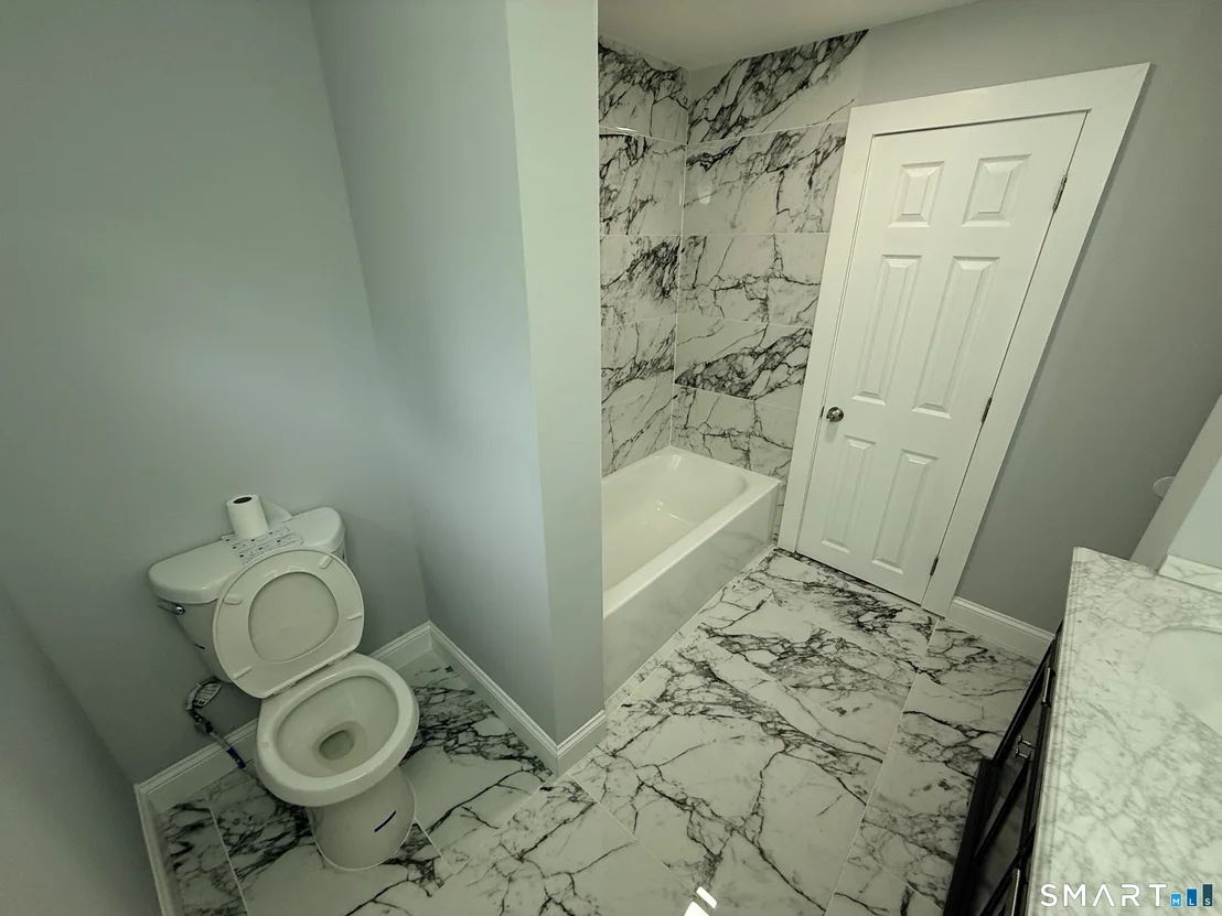 Photo of 62 Mowry Avenue