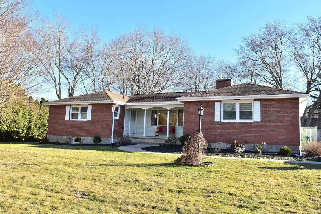 Photo of 2 Colonial Drive