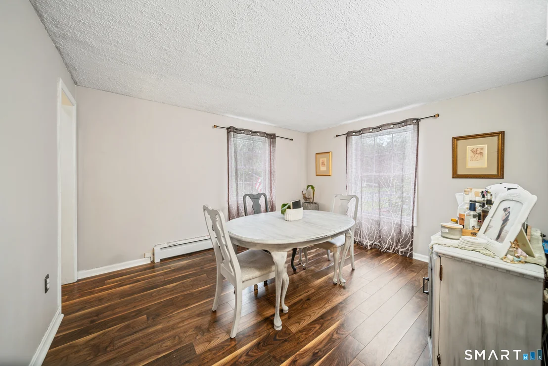 Photo of 115 Mountain View Avenue