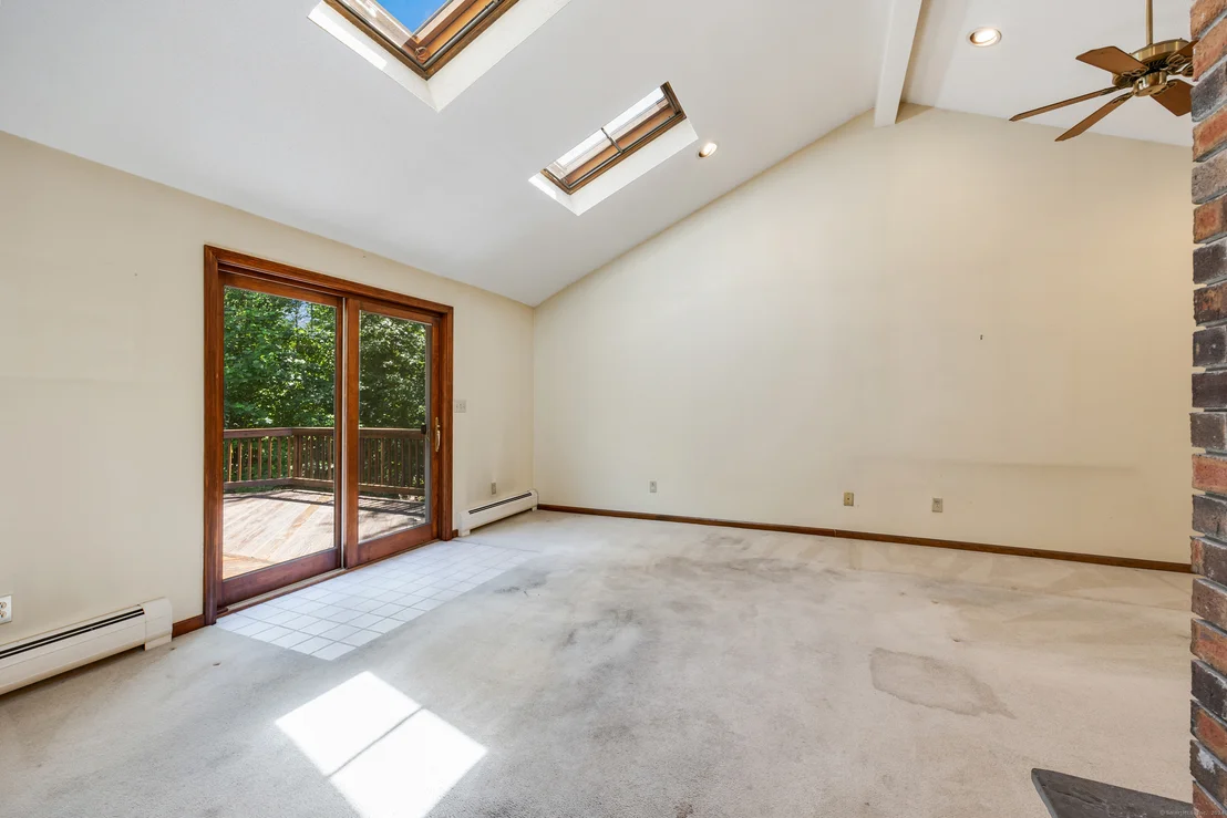 Photo of 79 Vineyard Drive