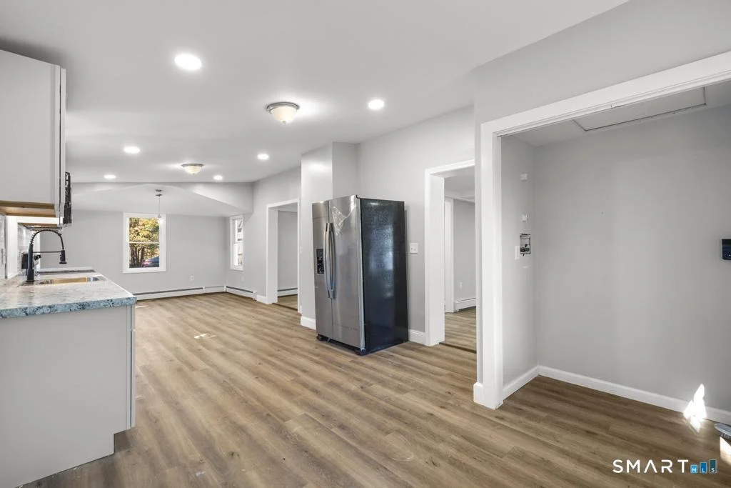 Photo of 6 Lee Avenue