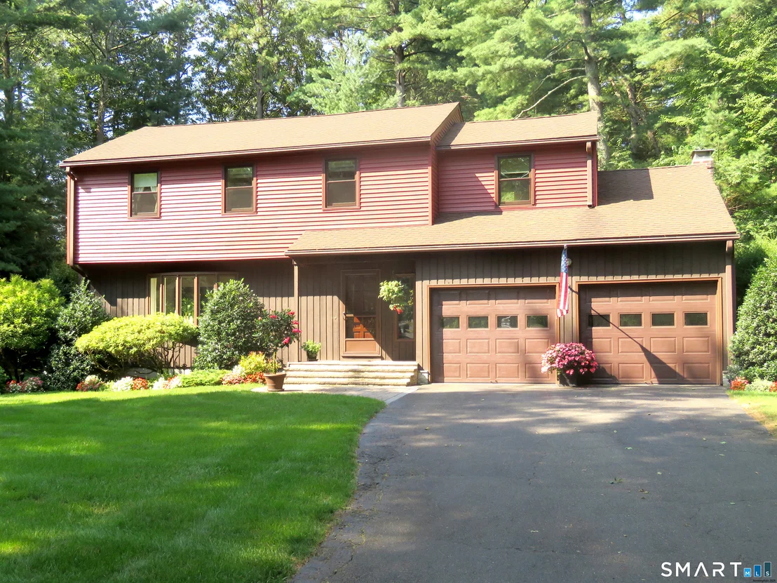 Photo of 15 Winhart Drive