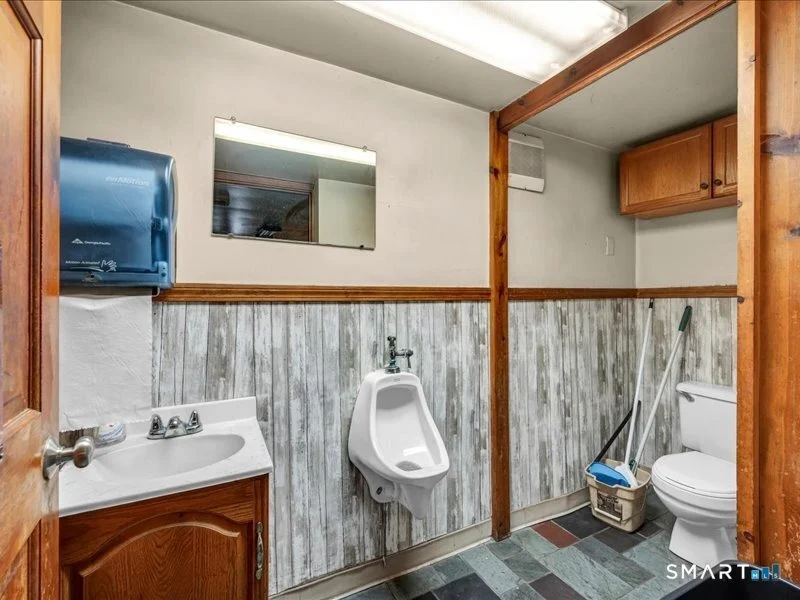 Photo of 61 Maple Avenue