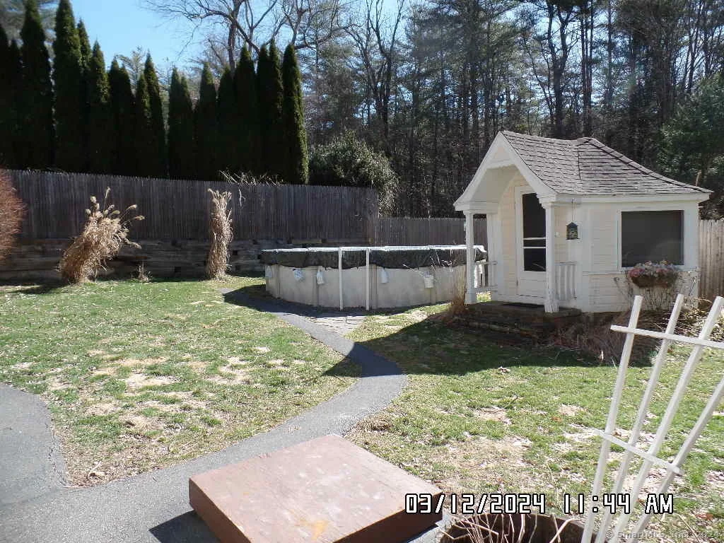 Photo of 595 Litchfield Road