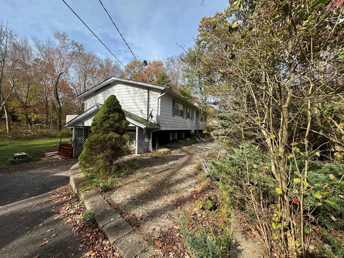 Photo of 261 Beaver Hill Road