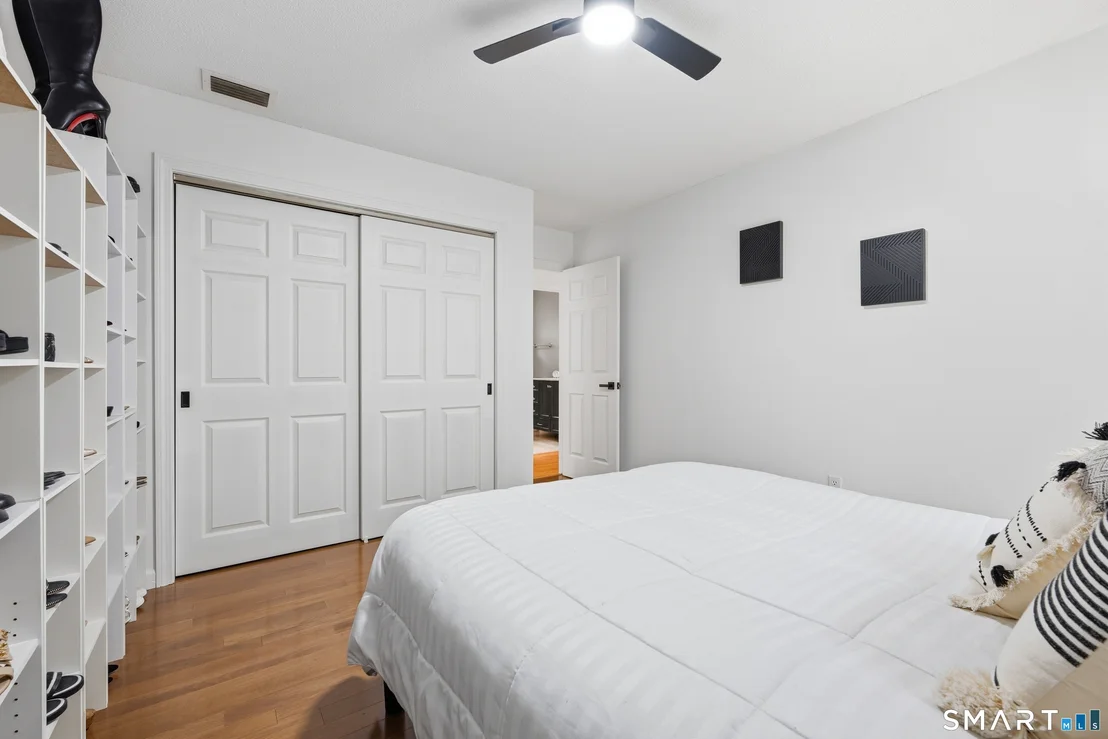 Photo of 25 Eagle Rock Trail