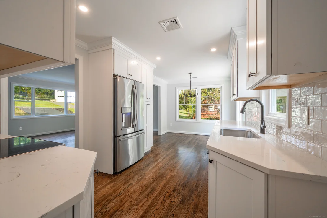Photo of 74 Hillandale Road