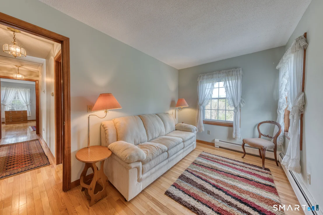 Photo of 1833 Mountain Road