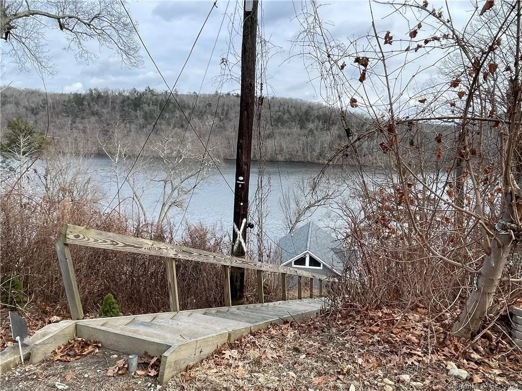 Photo of 6 Shadblow Trail