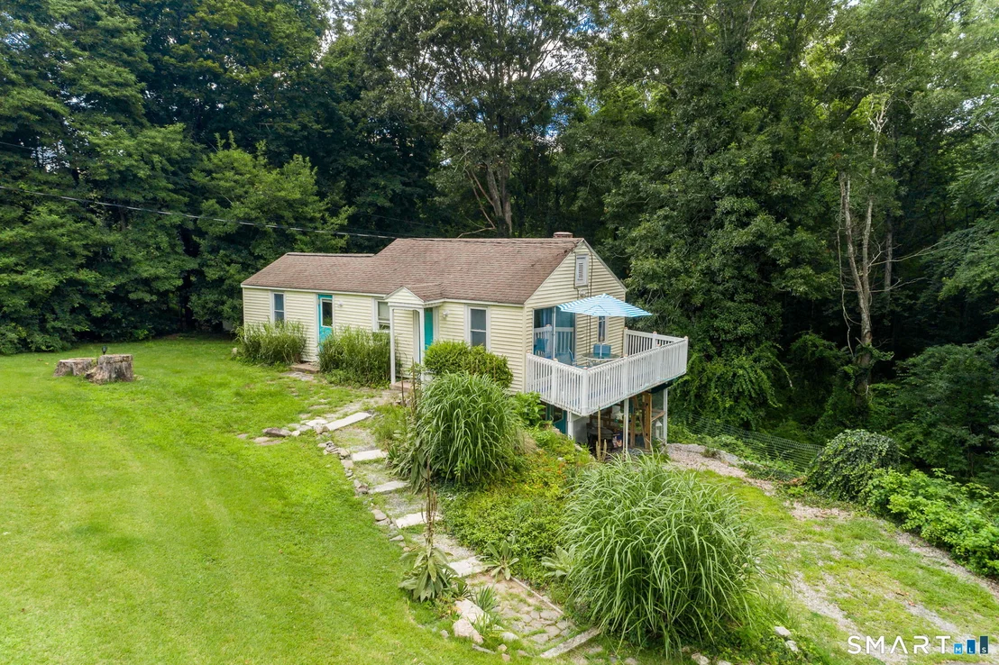 Photo of 70 Browns Lane