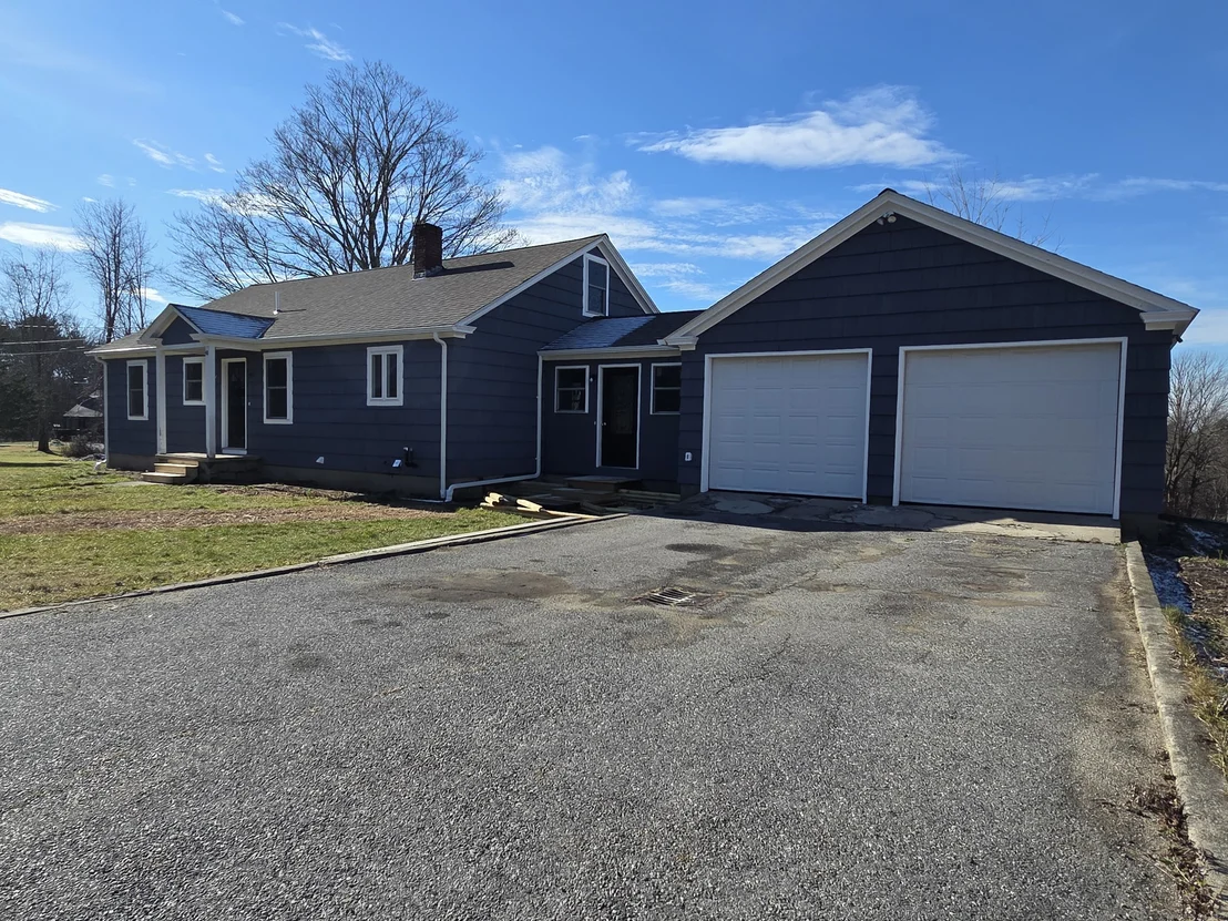 Photo of 395 Bailey Hill Road