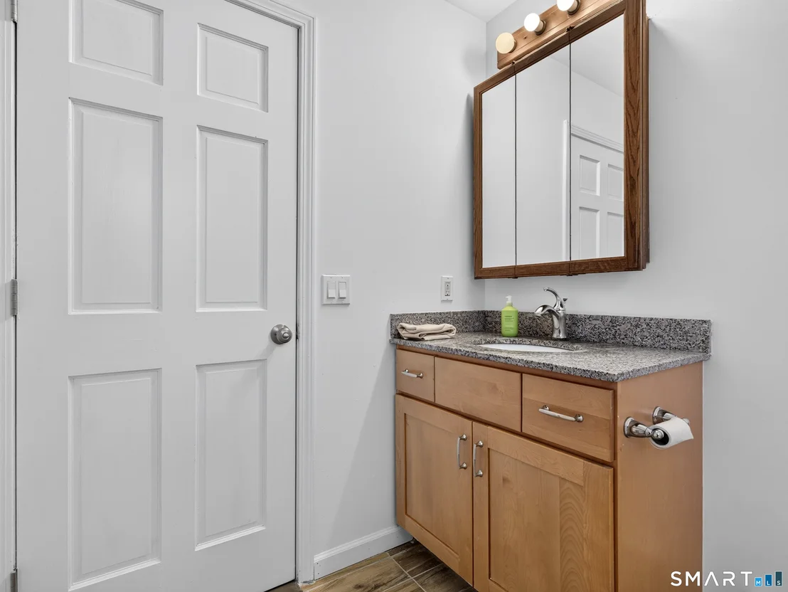 Photo of 7 Hickory Hill Drive