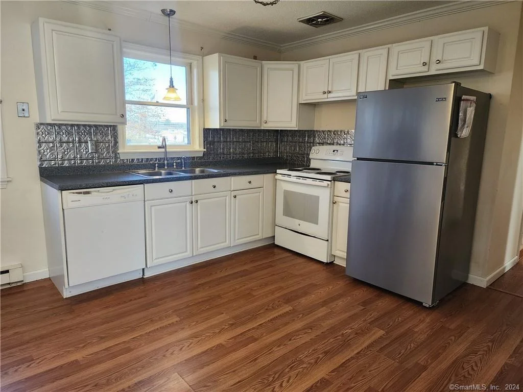 Photo of 7 Ventura Drive