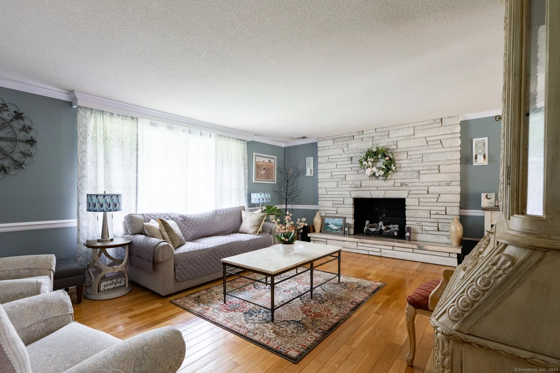 Photo of 72 Pattonwood Drive