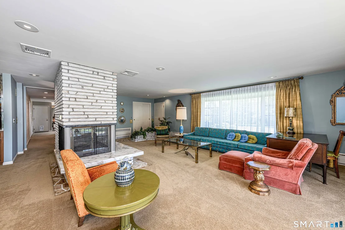 Photo of 821 Townsend Avenue