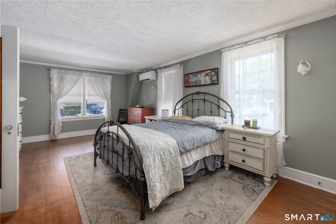 Photo of 5 Hillcrest Avenue