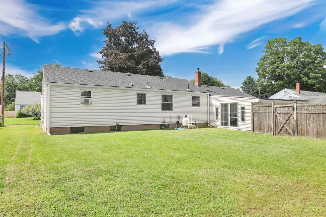Photo of 19 Locke Drive