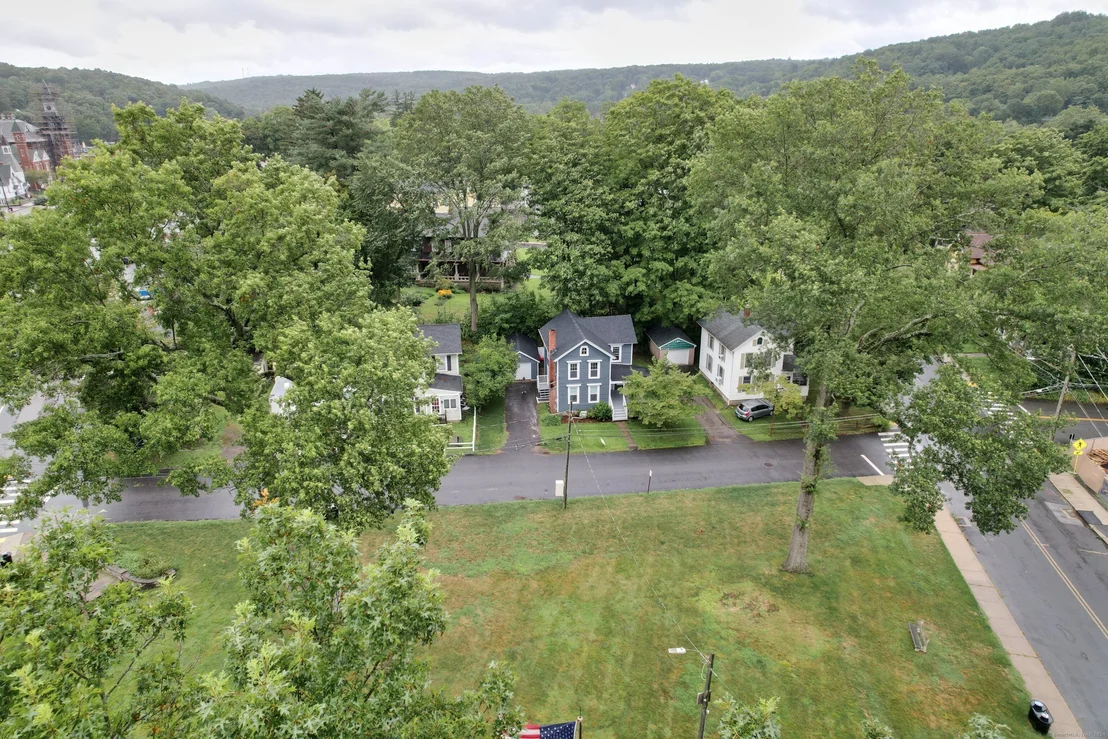 Photo of 17 Maple Street