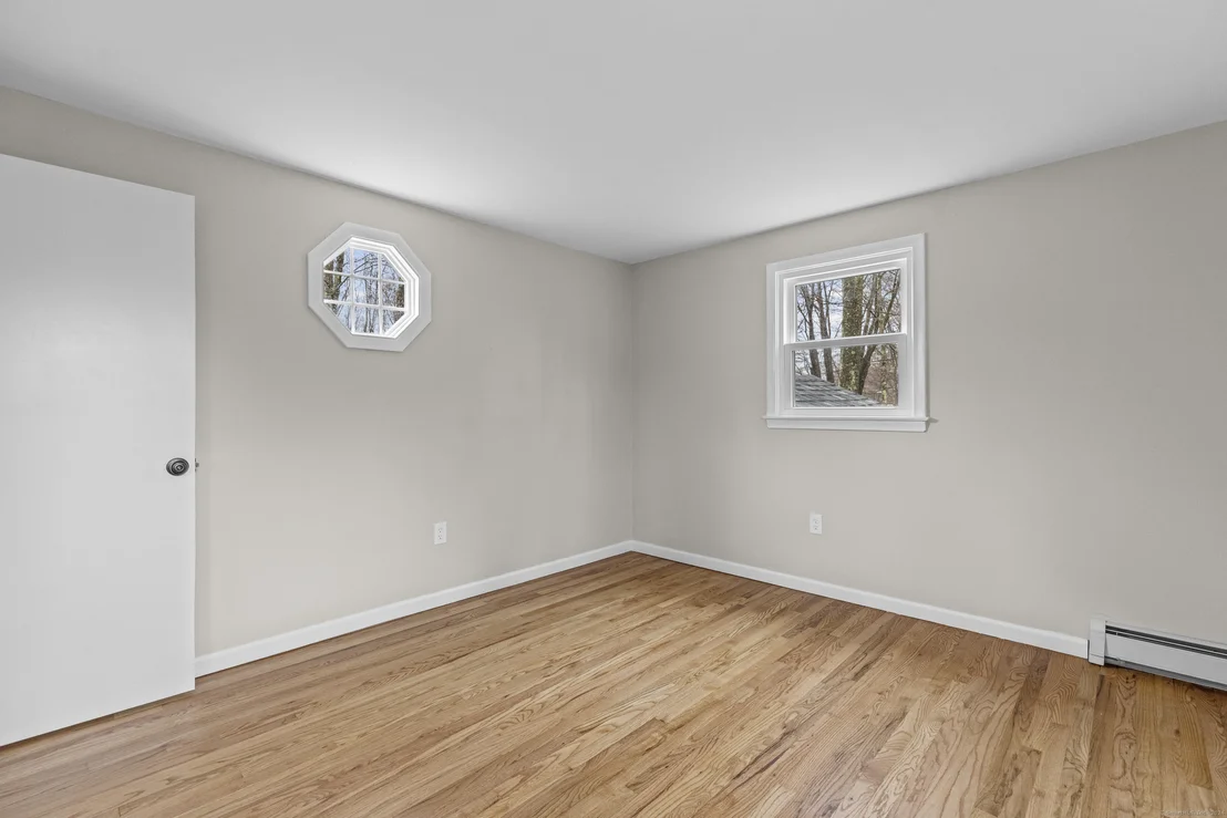 Photo of 35 Hampton Lane
