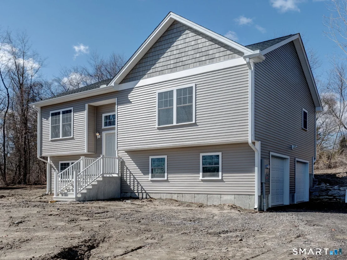 Photo of 121 Highland View Drive