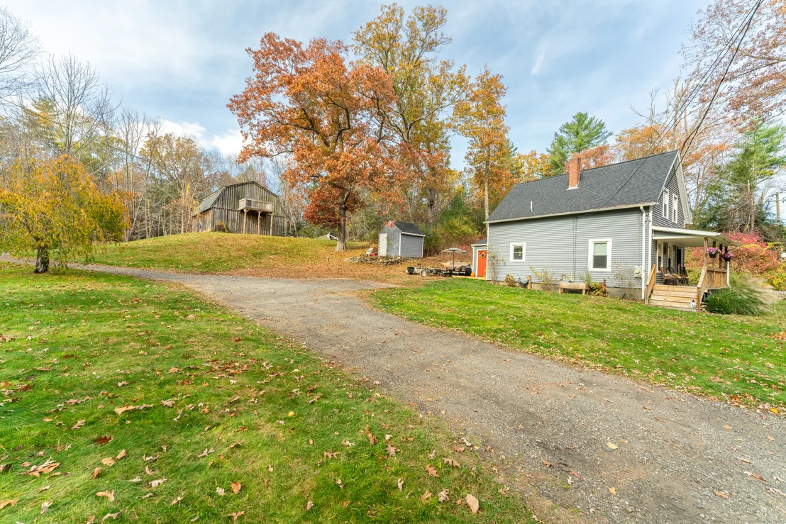 Photo of 280 River Road