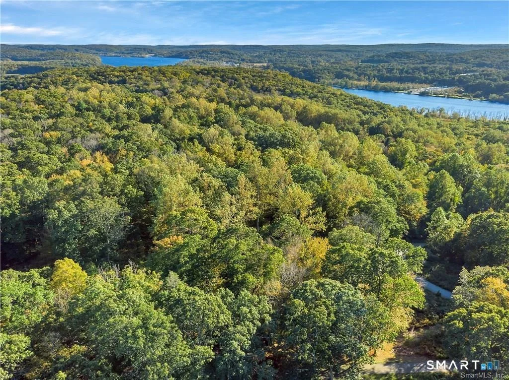 Photo of 00 River Road