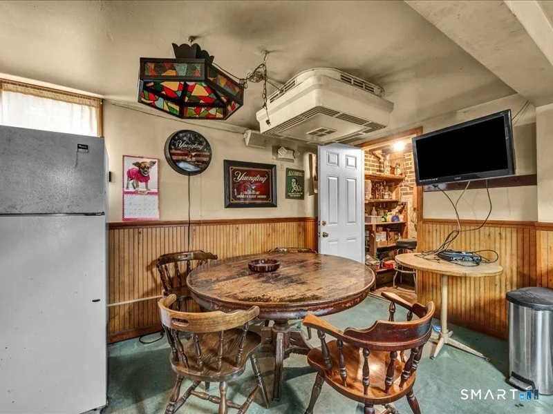 Photo of 61 Maple Avenue