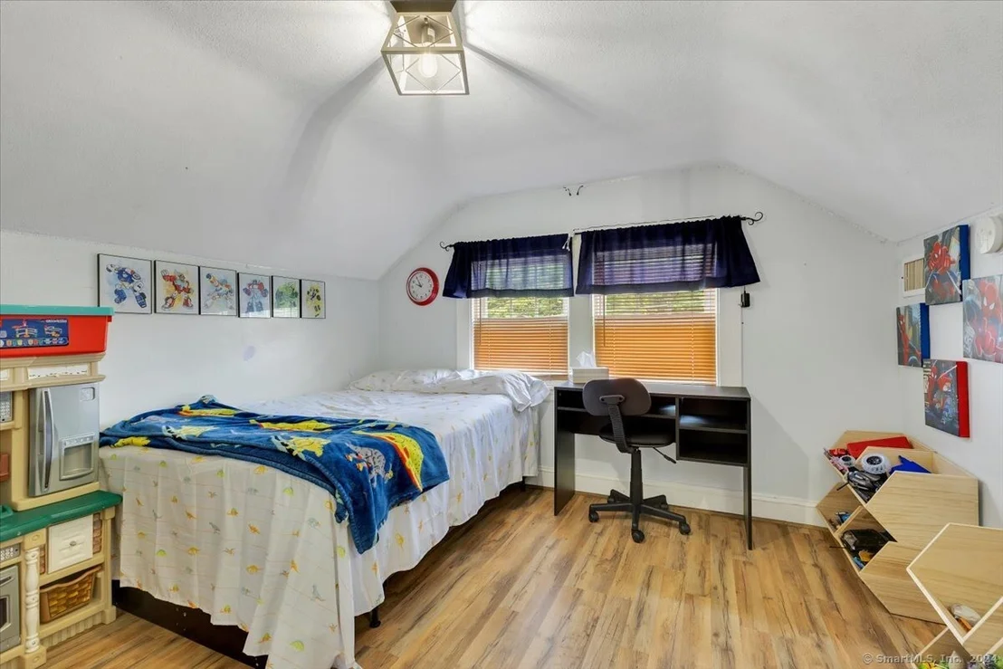 Photo of 34 Brainard Road