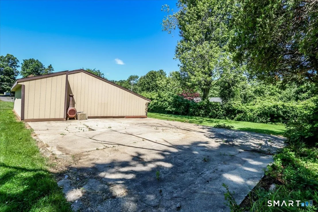 Photo of 161 Derby Avenue