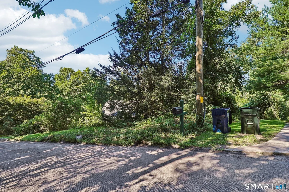 Photo of 62 Coppermine Road