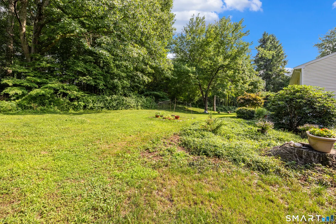 Photo of 44 Williamsburg Drive