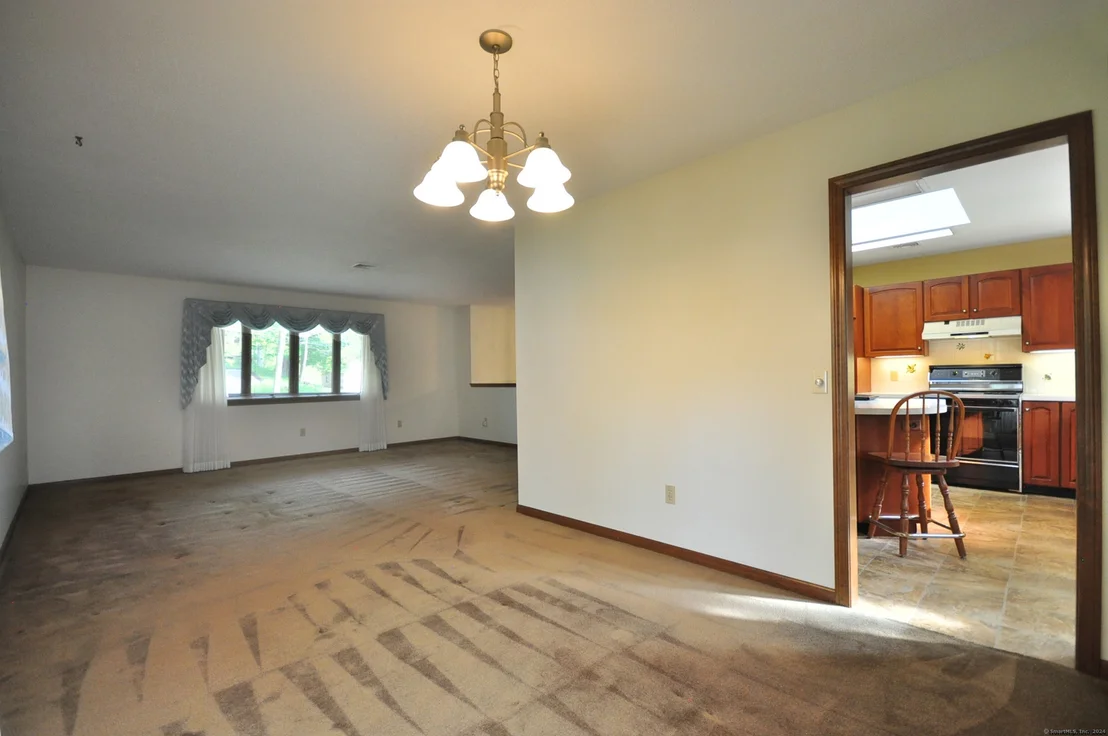 Photo of 735 Avery Street