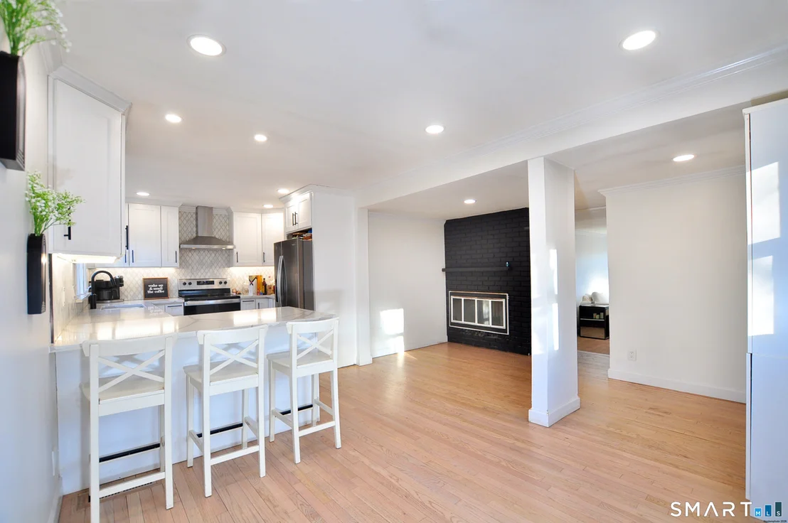 Photo of 207 Hillcrest Road