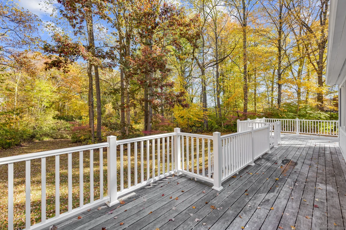 Photo of 31 Cedarhurst Lane