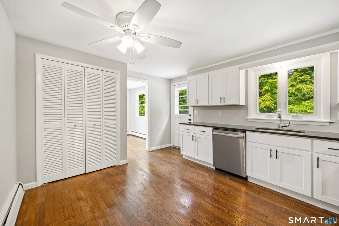 Photo of 40 Westview Drive